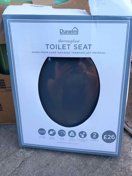 Photo of free New toilet seat (Woodley RG5) #1