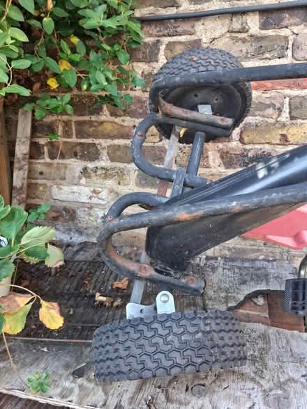Photo of free Children's go kart (Peckham/Nunhead) #3