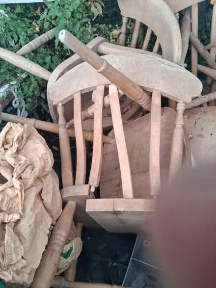 Photo of free 4 chairs 2 carvers (Peckham/Nunhead) #2