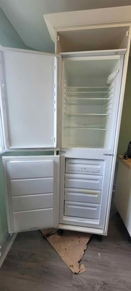 Photo of free Integrated 50/50 fridge freezer (Baschurch) #3