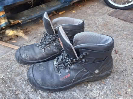 Photo of free Steel toecap boots (Peckham/Nunhead) #1