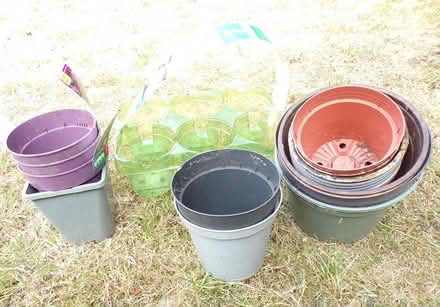 Photo of free Small Plastic Plant Pots (Wistaston) #1