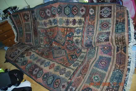 Photo of free Large rug. (Plank Lane WN7) #1