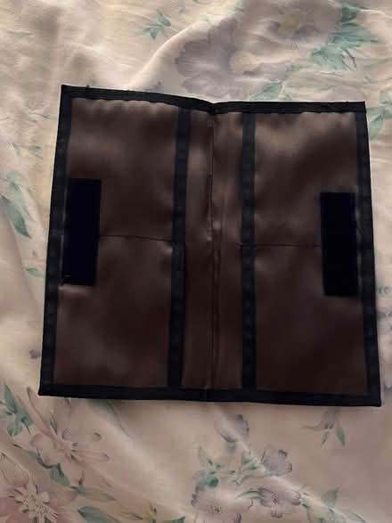 Photo of free Cloth case with pockets (Hintonburg) #2