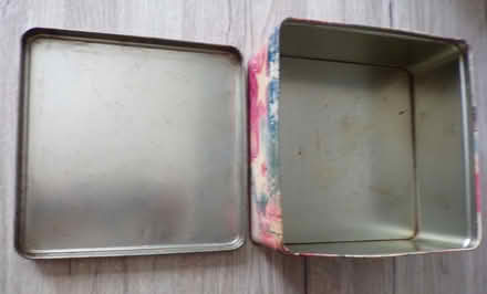 Photo of free Two Metal Tins (Wistaston) #3