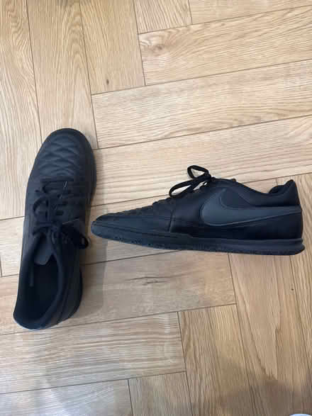 Photo of free Size 9 shoe (Oxton, CH43) #1