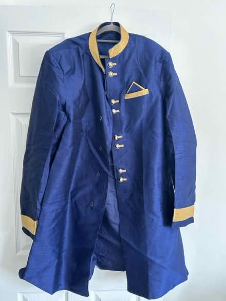 Photo of free Sherwani- Indian traditional dress (Alwoodley) #2
