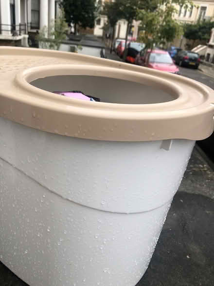 Photo of free Cat litter box (E8 Hackney Central) #2
