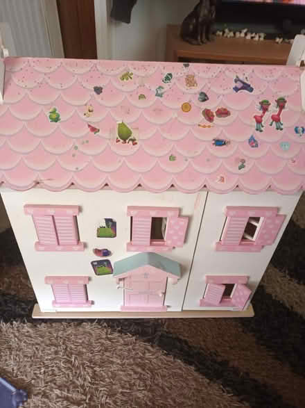 Photo of free Dolls house (Bedmond WD5) #1