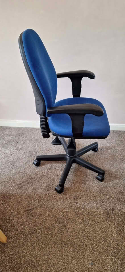 Photo of free Blue Office Chair (Craigleith EH4) #4
