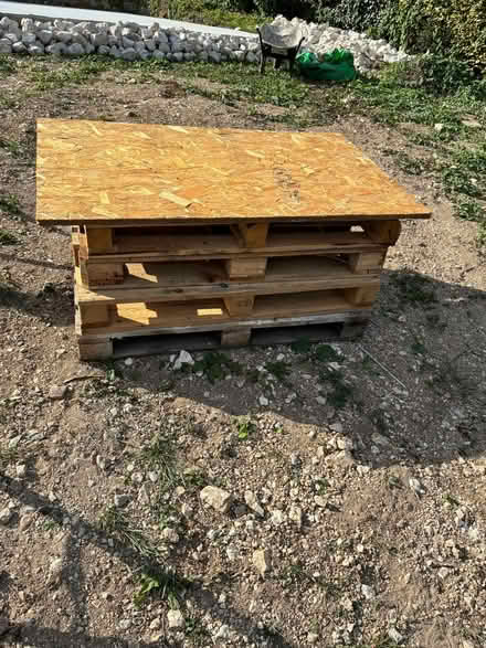 Photo of free Selection of pallets (Caterham CR3) #2