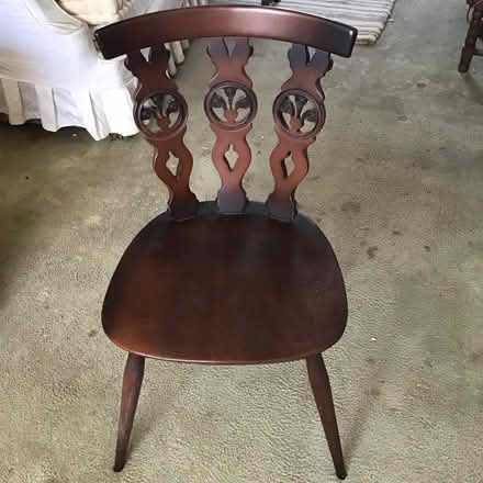 Photo of free Dining table and chairs (Great Wakering Essex SS3) #2