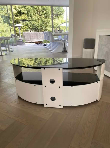 Photo of free TV Stand/Table (Esher KT10) #3