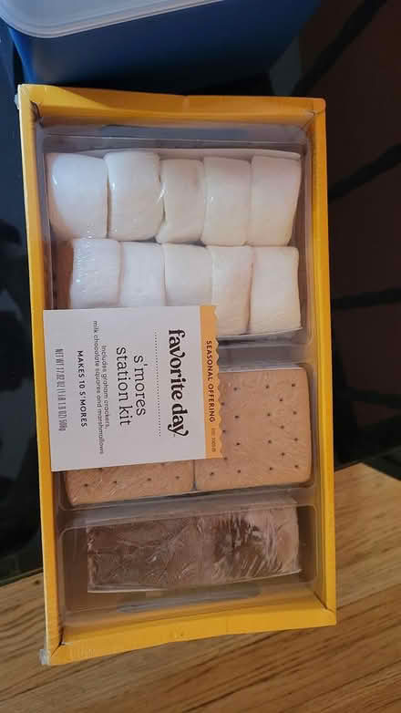 Photo of free S'mores kit (North central) #3