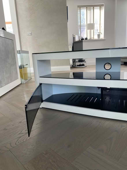 Photo of free TV Stand/Table (Esher KT10) #1