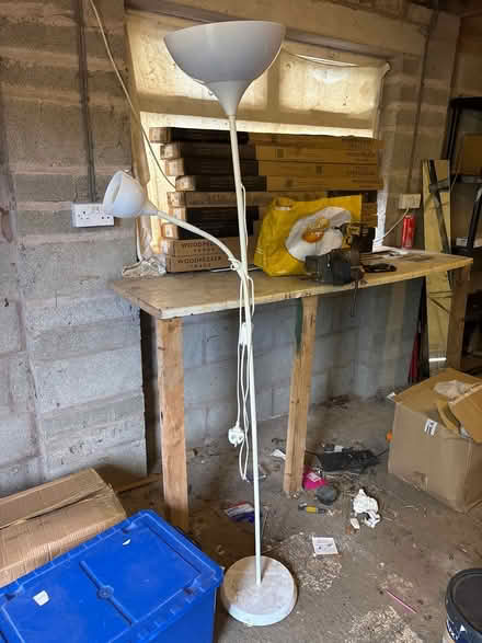 Photo of free White standard lamp (Clee hill) #1
