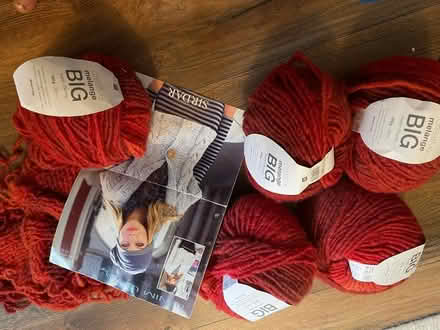 Photo of free Yarn & Pattern for Jacket (Highbury New Park N5) #1