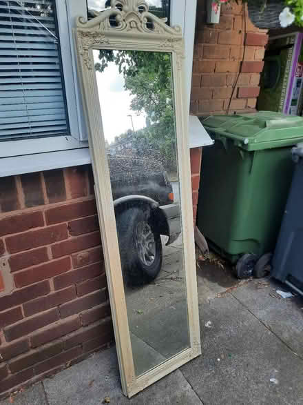 Photo of free Floor length mirror (WS2 beechdale) #1
