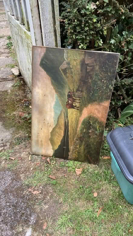 Photo of free Painting (High Wycombe HP11) #1