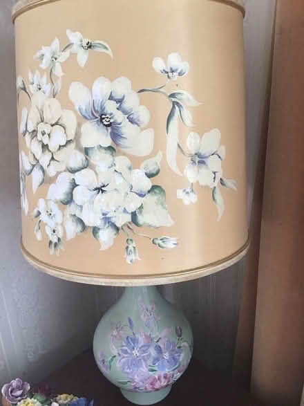 Photo of free Ceramic based light (Great Wakering Essex SS3) #1