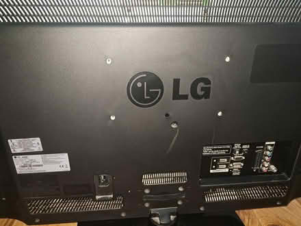 Photo of free 32 Inch TV (Southwark) #2