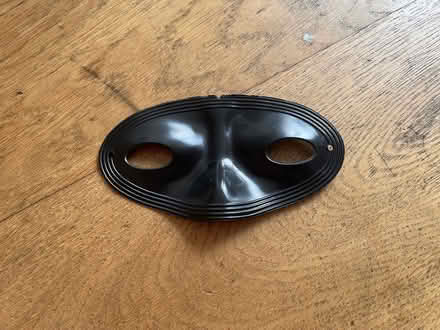 Photo of free Child’s dress up mask (W12) #1