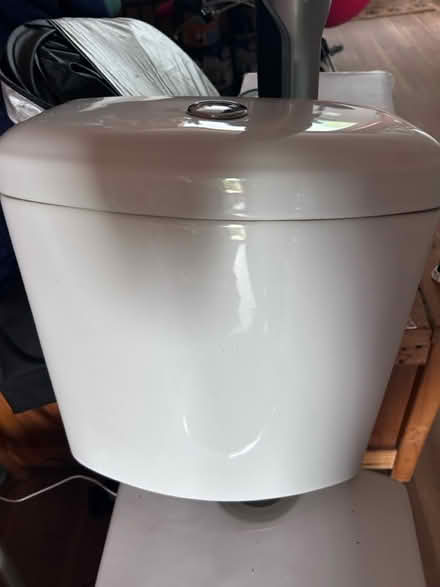 Photo of free Toilet (MK7, Wavendon Gate) #2