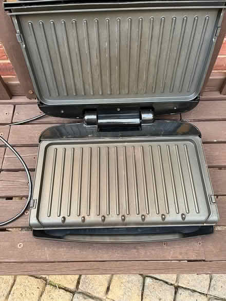 Photo of free George Forman griller (Kingswinford) #2