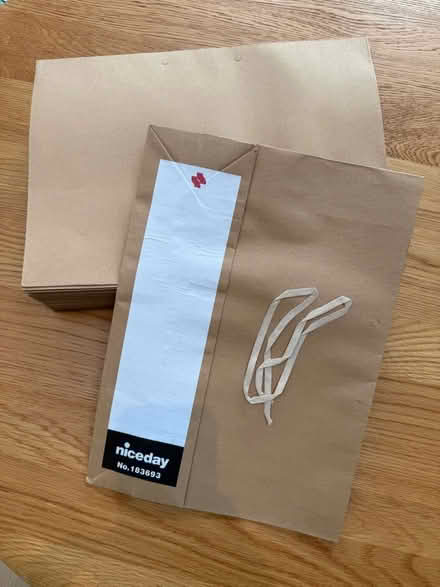 Photo of free 50ish manilla box files (Tinshill LS16) #1