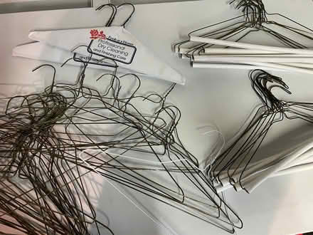 Photo of free wire hangers (Sunnyvale - Ponderosa Park) #1