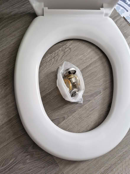 Photo of free Toilet Seat * (Currie EH14) #2