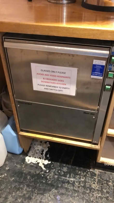 Photo of free Glass washer (Hampton Hill TW12) #1