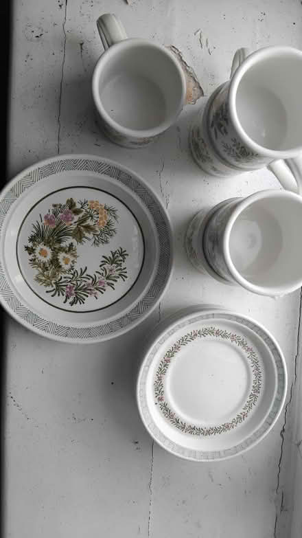 Photo of free lovely tea set (temple fortune) #3