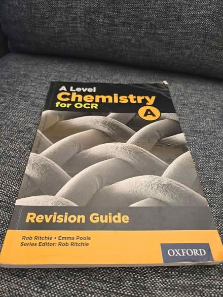 Photo of free A level Chemistry revision guide (Botley SO30) #1