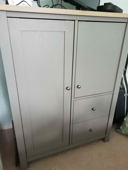 Photo of free Low wardrobe (Chigwell IG7) #1