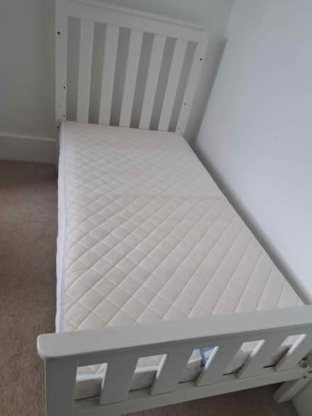 Photo of free Furniture for baby/toddlers room (Ealing Broadway w5) #2