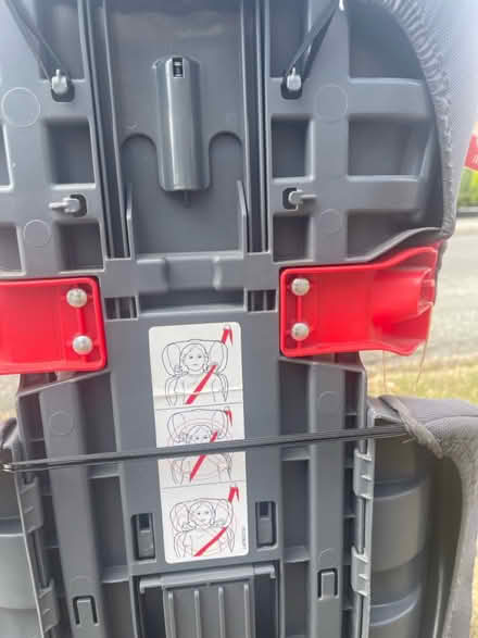 Photo of free Graco Childs car seat/booster (Maldon CM9) #3