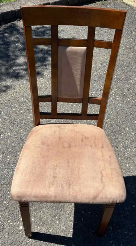 Photo of free Kitchen / Dining Room table set (Belford) #4