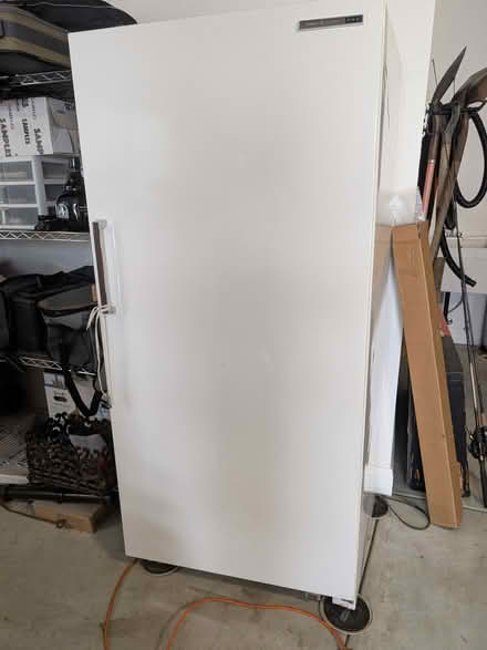 Photo of free GE 21 cu ft stand up freezer (North Carson city) #3