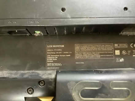 Photo of free small monitor (Evercreech, BA4) #3