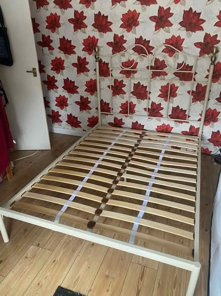 Photo of free Metal double bed (RG4) #1