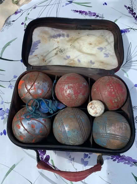 Photo of free Old boule/petanque set (Presteigne LD8) #1