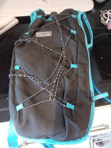 Photo of free Cycling bag with drinks bag (Carshalton SM5) #3