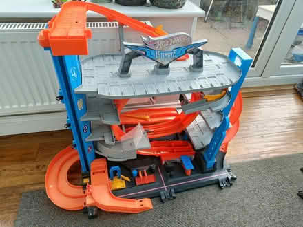 Photo of free Hot wheels garage (Aldershot GU12) #1