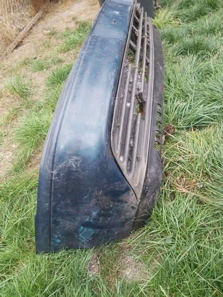 Photo of free Car Bumper Full pictures + Measures (Dallow LU1) #1