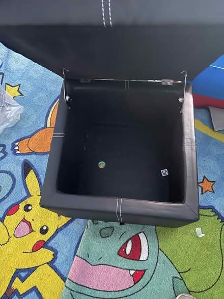 Photo of free Small Ottoman with storage (El Sobrante) #2