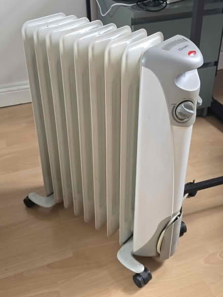 Photo of free Dimplex Radiator (Clonee Dublin 15) #2