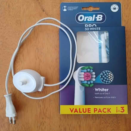 Photo of free Braun toothbrush charger - in working order (Corsham SN13) #1