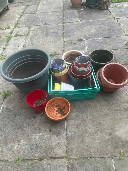 Photo of free Plant pots (Walkergate NE6) #1