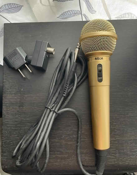 Photo of free Microphone (Elephant & Castle) #1